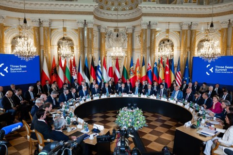 Prezident Pavel na summitu Trojmoří:  Evropa potřebuje silný a propojený region