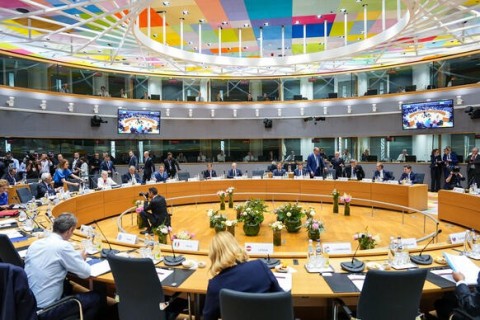 Premiér Fiala: Klimatické cíle musí být realistické, jinak poškodí konkurenceschopnost Evropy