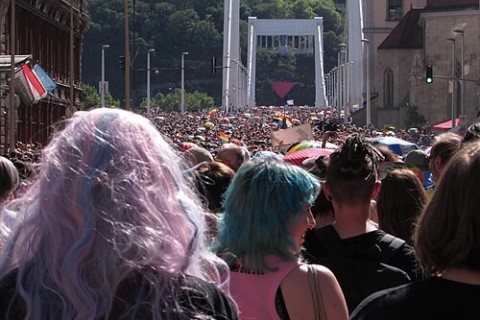 Rekordní Budapest Pride navzdory zákazu vlády. Orbán hrozil pokutami i vězením