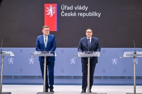 Vláda schválila podobu jednotného vizuálního stylu pro státní správu a navrhla doplnit do Ústavy princip rozpočtové odpovědnosti