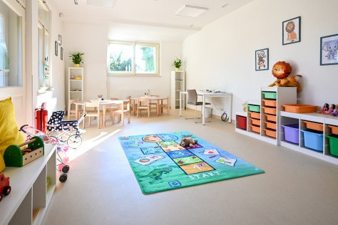 Se začátkem nového školního roku otevřel Úřad vlády tři dětské skupiny ve zrekonstruované vile