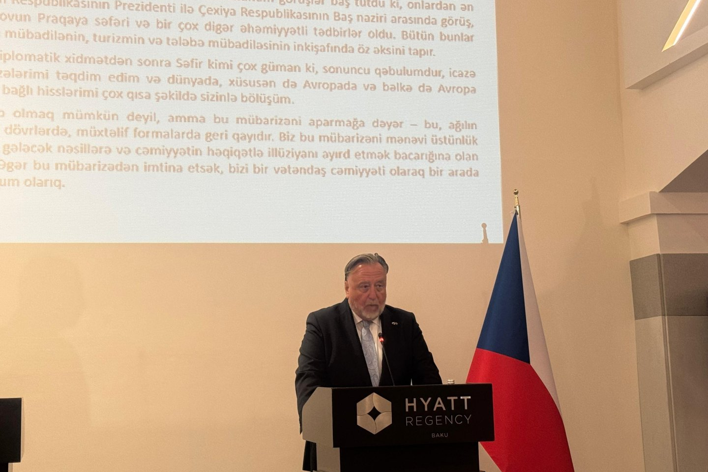 Velvyslanec ČR vyzdvihl pozitivní vývoj vztahů s Ázerbájdžánem