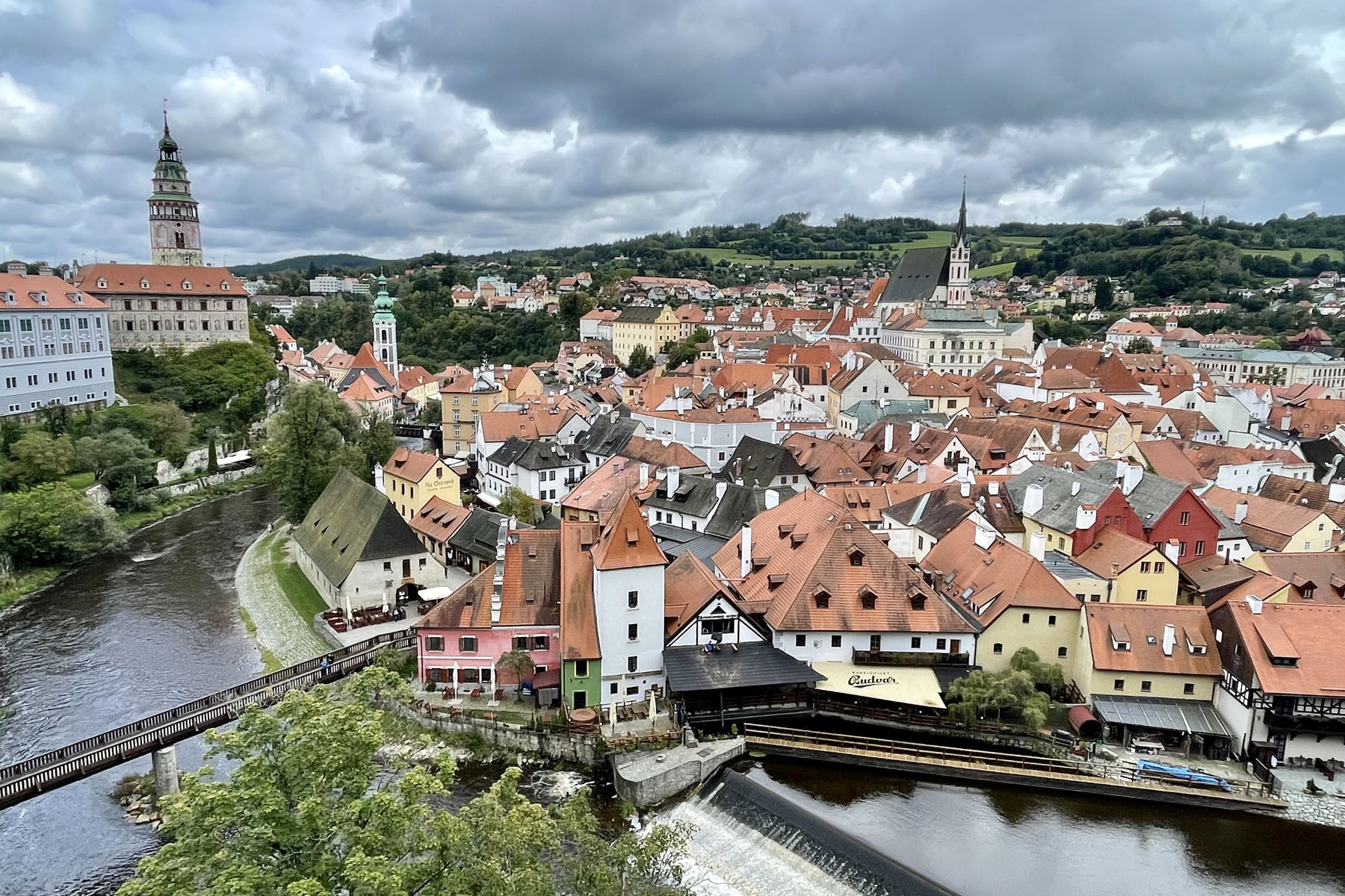 Výzvy k obnovení politické debaty v Česku po volebních výsledcích