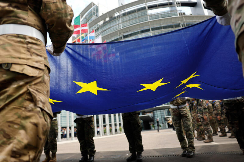 Evropská komise předpověděla růst vojenských výdajů v Evropské unii