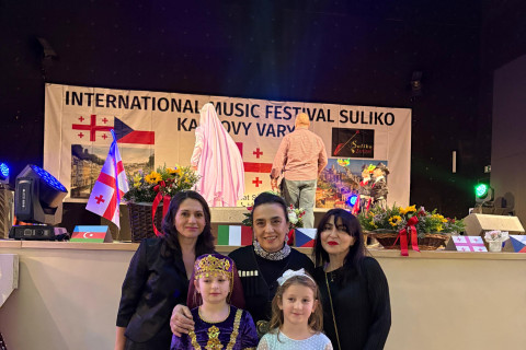 V Česku byl tanec „Nəlbəki“ přivítán potleskem