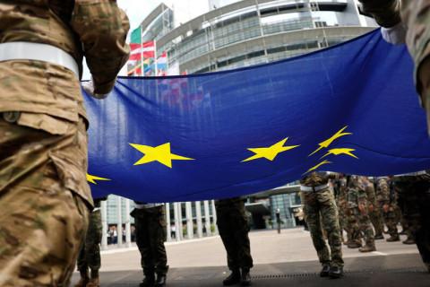 Evropská komise předpověděla růst vojenských výdajů v Evropské unii
