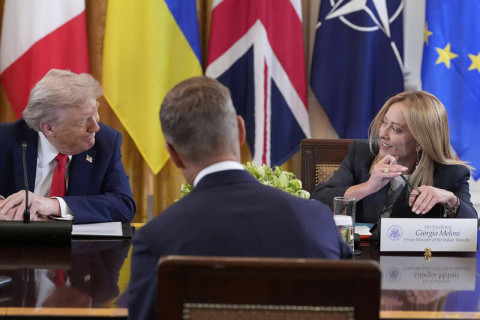 Lídři EU se chystají v nejbližších dnech odjet za Trumpem na jednání o Ukrajině