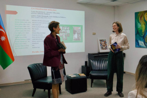 V Praze byla představena sbírka české klasiky v ázerbájdžánském překladu – FOTO