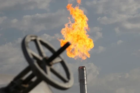 Česko a USA se dohodly na každoroční rezervaci 1,4 miliardy kubických metrů plynu