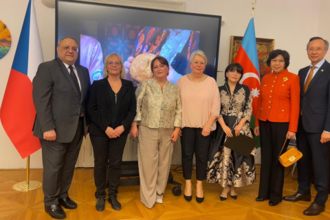 Ázerbájdžán a Česko propojily Novruz a Velikonoce v uměleckém projektu „Čtyři prvky Matky přírody“ – FOTO