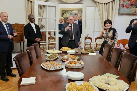 Ázerbájdžán a Česko propojily Novruz a Velikonoce v uměleckém projektu „Čtyři prvky Matky přírody“ – FOTO