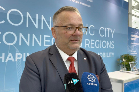 Český ministr dopravy: Přínos Ázerbájdžánu pro Mezinárodní dopravní fórum je významný