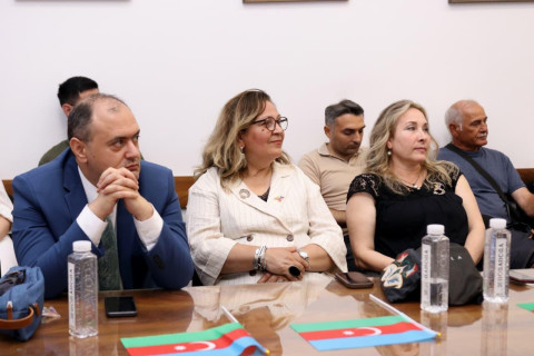 V Bělehradě byly projednány nové směry činnosti ázerbájdžánské diaspory - FOTO