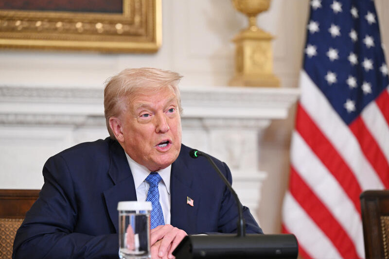 Trump pohrozil Íránu